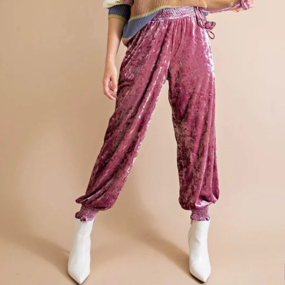 boutique Pants - BOUTIQUE VELVET SMOCKED WAIST JOGGER